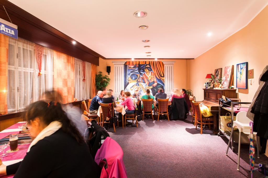 Hotel Grand 탄발트 외부 사진